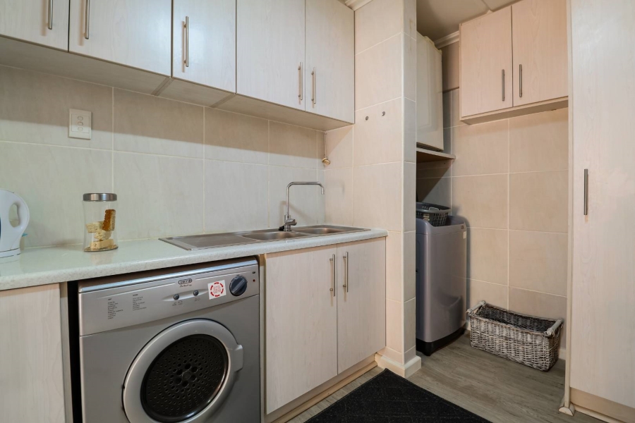 3 Bedroom Property for Sale in Diaz Beach Western Cape